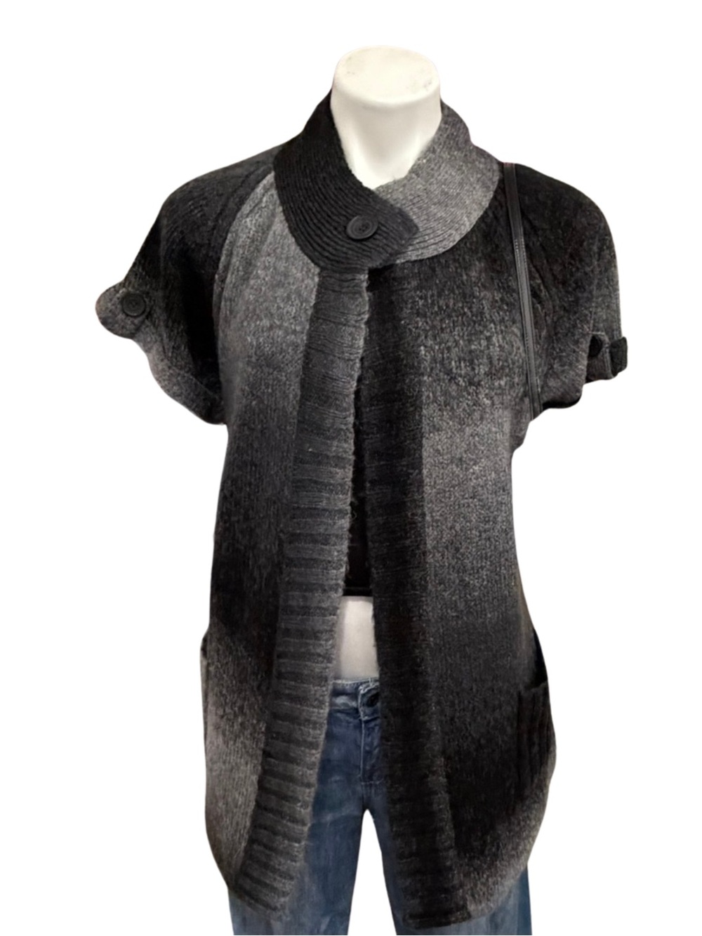 Y2K Ombré Short Sleeve Cardigan / Knit Vest | Grey & Black Gradient